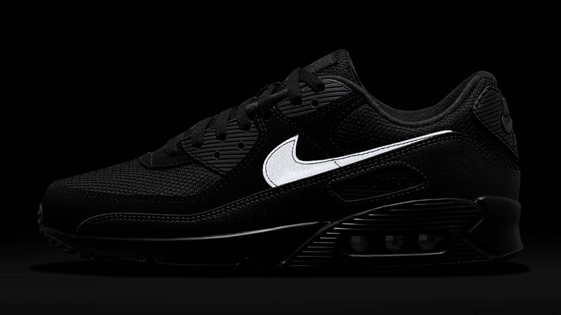 Nike Air Max 90 Black Anthracite HQ3828-002 in dark
