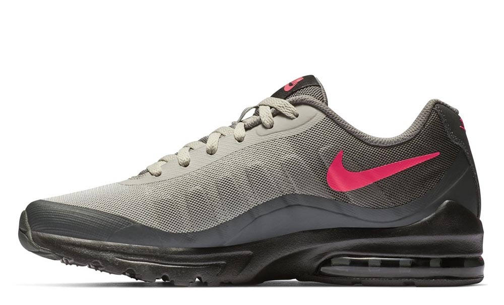 Nike air max invigor red on sale