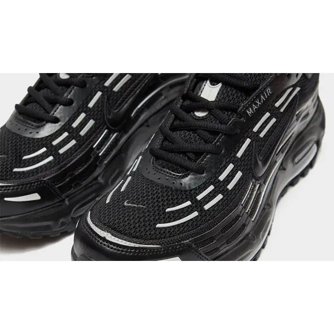 Nike Air Max TL 2.5 Black Metallic Silver Closeup