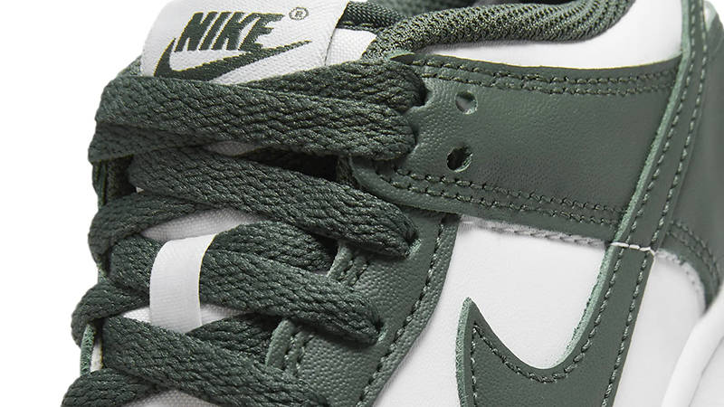 Nike Dunk Low GS White Vintage Green FB9109-120 Detail