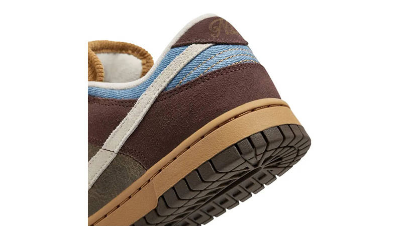 Nike Dunk Low Love and Peace HQ3459-212 heel