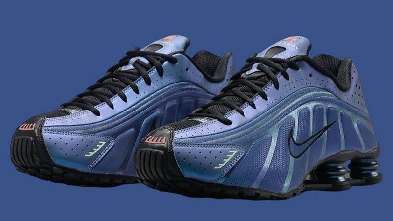 Nike Shox R4 Iridescent HQ3446-001 front