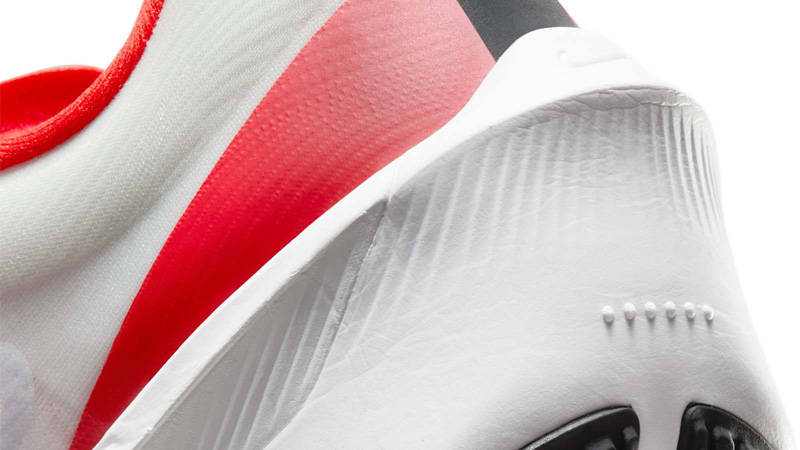 Nike Zoom Fly 6 Streak Spectrum Closeup