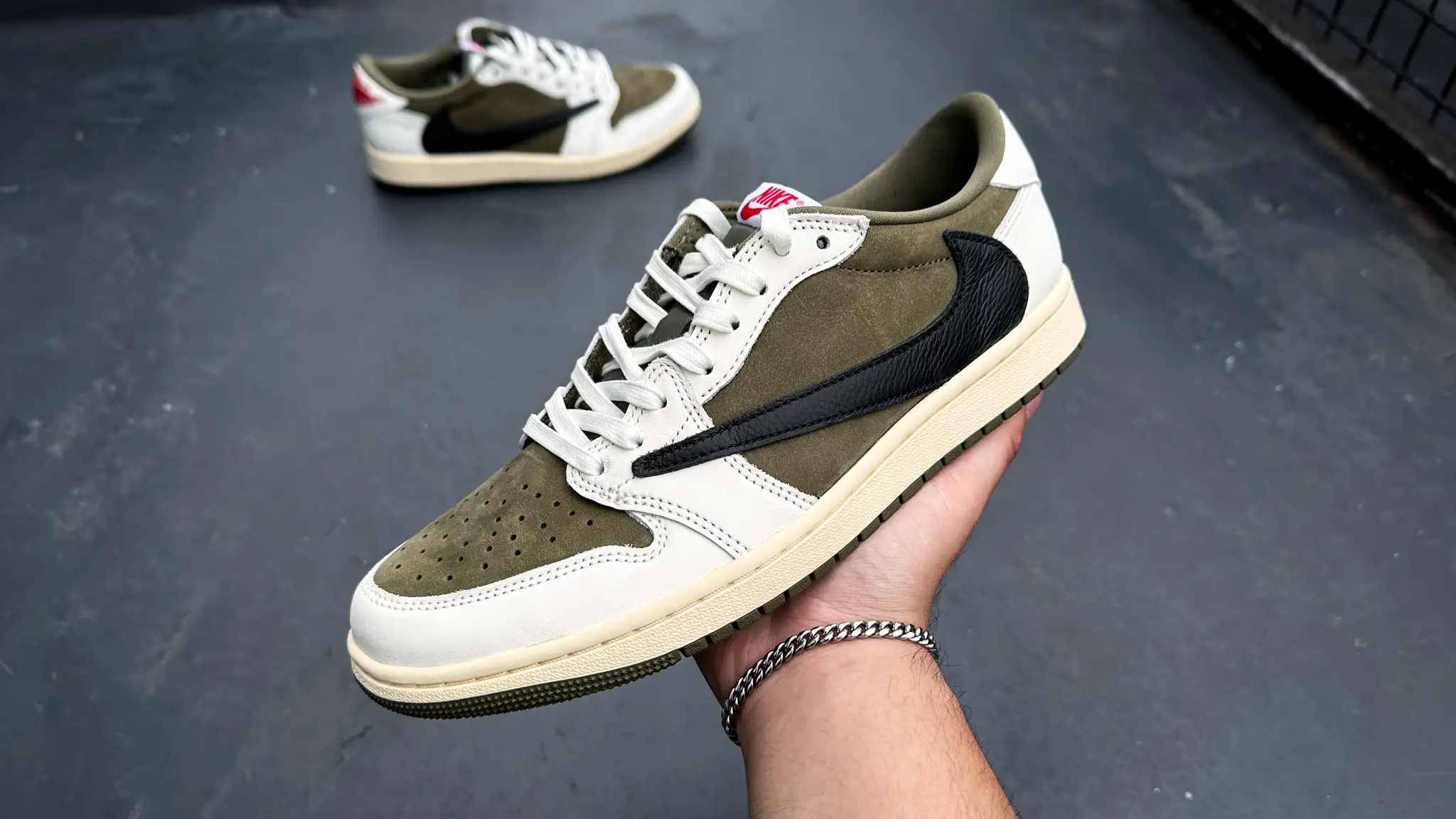 Green travis scott shoes best sale