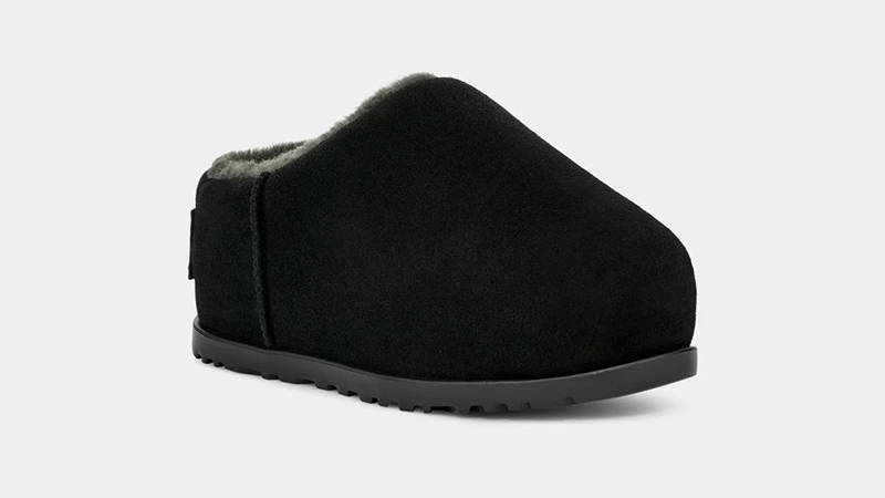 UGG Pumped Slide Black 1158215-BLK front