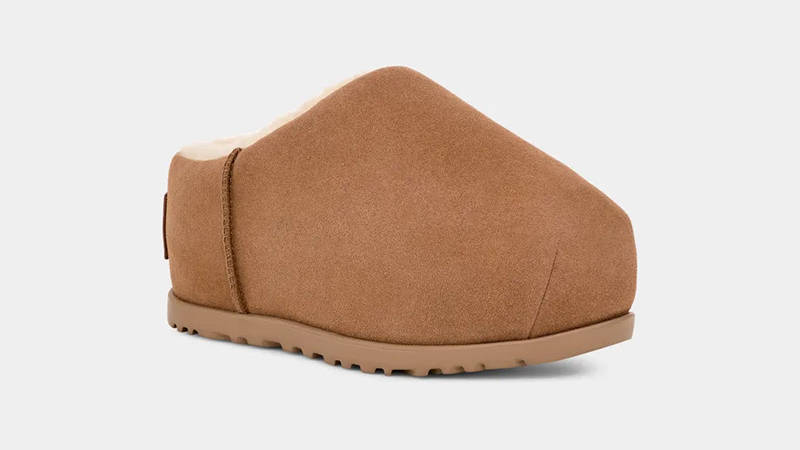 UGG Pumped Slide Chestnut 1158215-CHE front