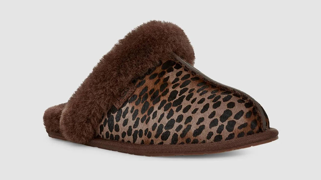 UGG Scuffette Caspian Burnt Cedar Leopard | 1158352-BCDR | The Sole ...