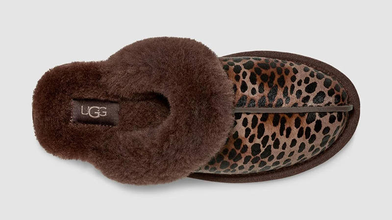 UGG Scuffette Caspian Burnt Cedar Leopard | 1158352-BCDR | The Sole ...