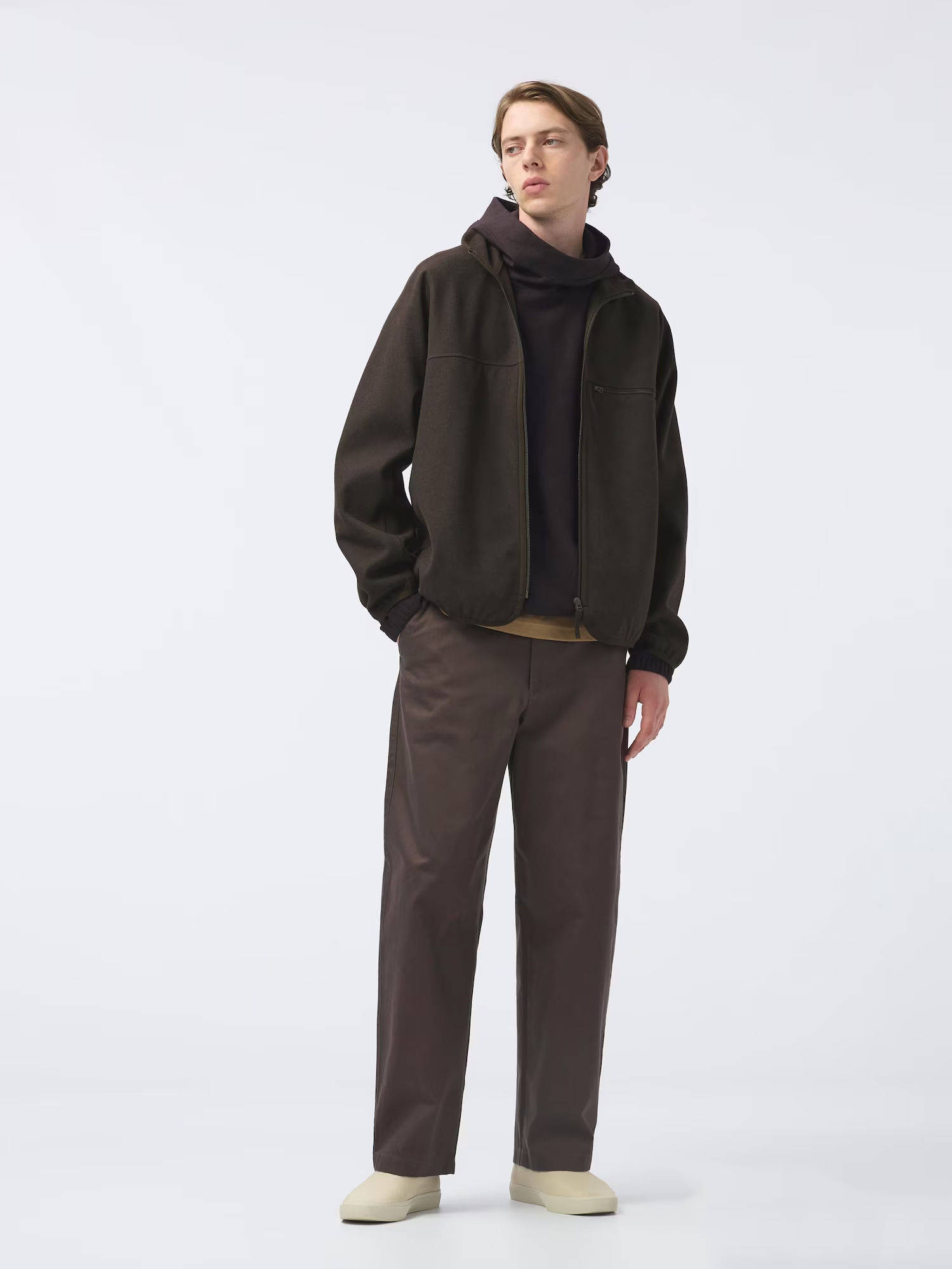 Uniqlo Wide Chino Trousers 39 Dark Brown Feature