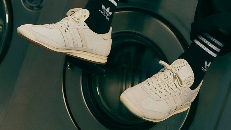 END x adidas SL-72 Laundromat Pack White on foot