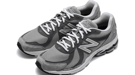 COMME des GARÇONS HOMME and New Balance Releasing 860v2 This Week COMME des GARÇONS HOMME and New Balance Releasing 860v2 This Week