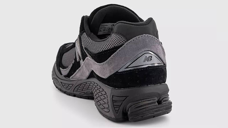 New Balance 2002R Black Dark Grey M2002RBL back
