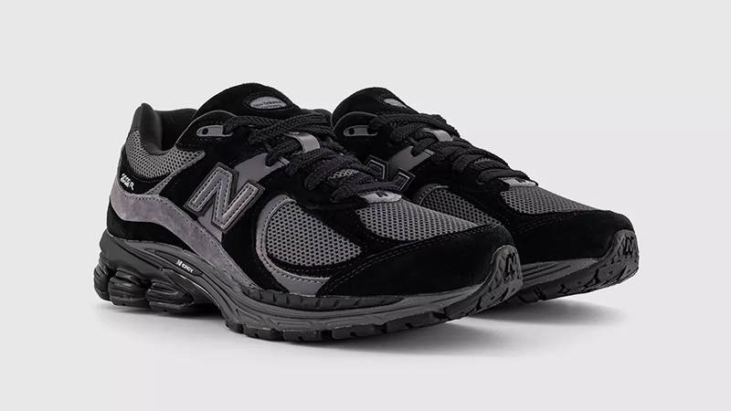 New Balance 2002R Black Dark Grey M2002RBL front