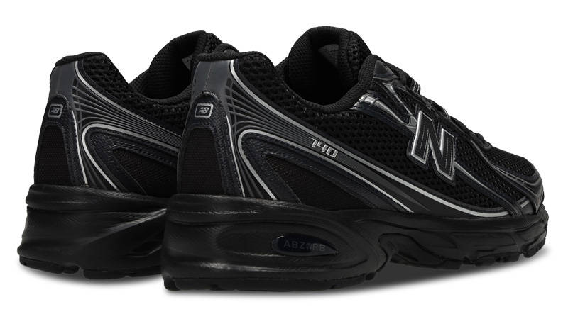 New Balance 740 Black Silver Back