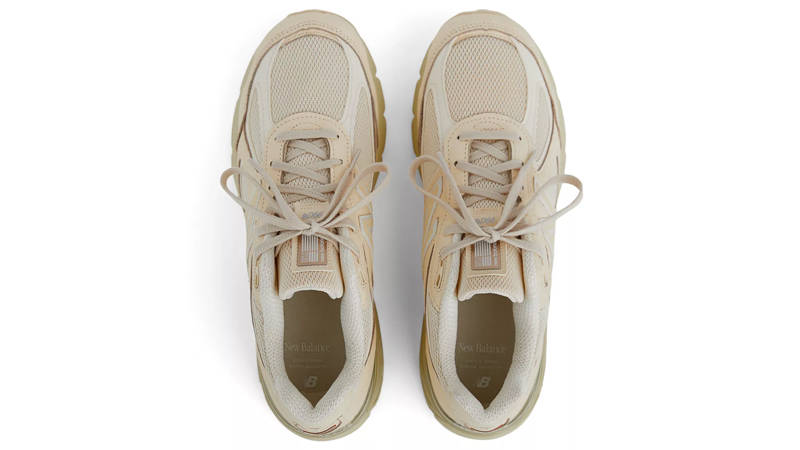 New Balance 990v4 Made in USA Macadamia Nut Middle