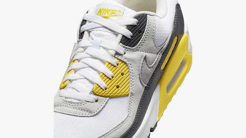 air max 90 lightning bolt