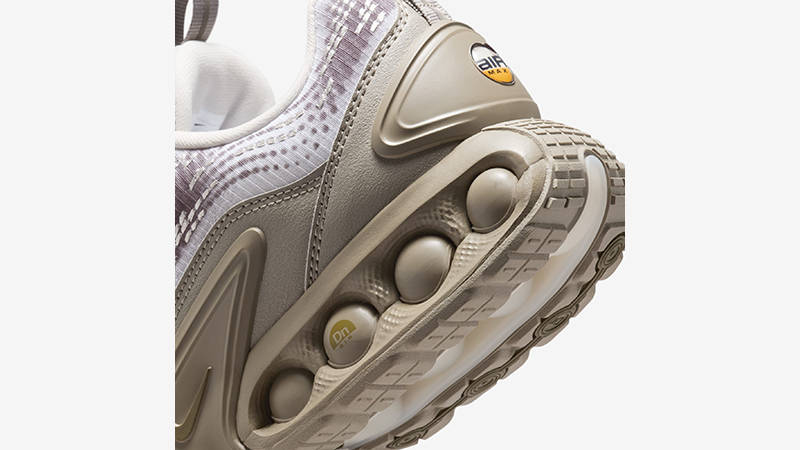 Nike Air Max Dn Light Bone Light Taupe HQ0912-001 heel