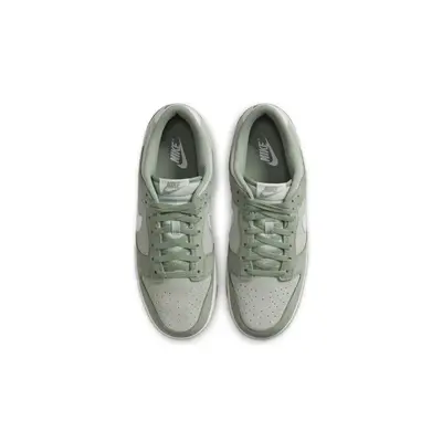 Nike Dunk Low SE Jade Horizon Gum Middle