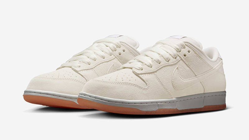 Nike SB Dunk Low Pale Ivory front