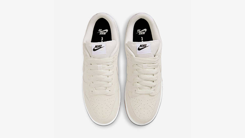 Nike SB Dunk Low Pale Ivory middle