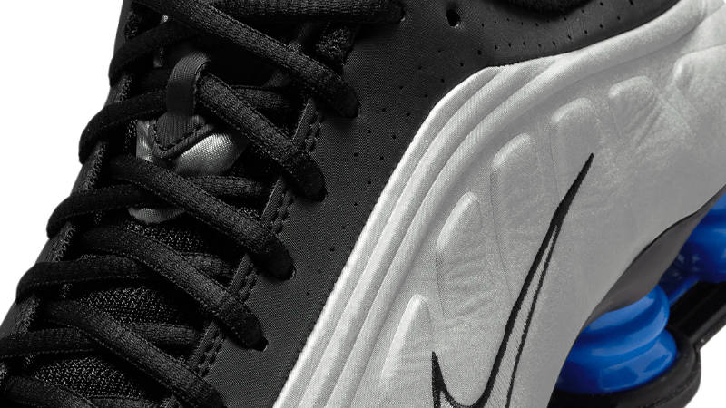 Nike Shox R4 Metallic Silver Black Side Closeup