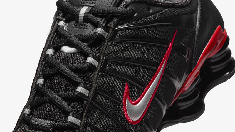 Nike Shox TL Dracula Side Closeup