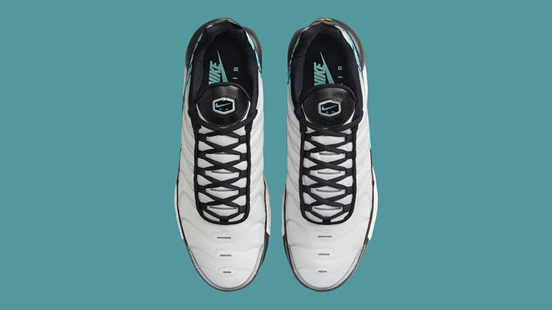 Nike TN Air Max Plus Mercurial HV6225-100 middle