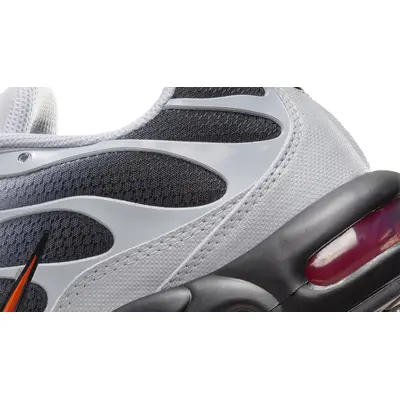 Nike TN Air Max Plus Wolf Grey Picante Red Closeup