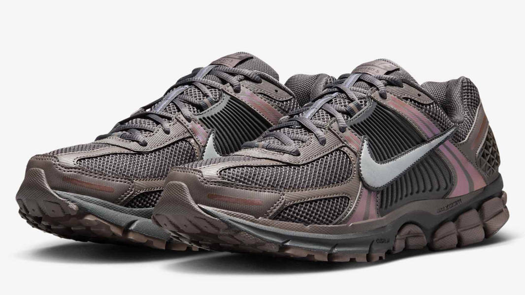 Nike Zoom Vomero 5 Cave Stone Front