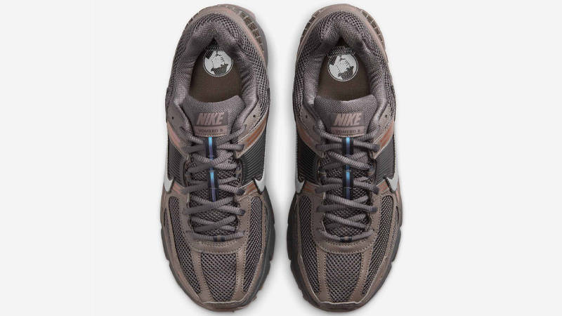 Nike Zoom Vomero 5 Cave Stone Middle