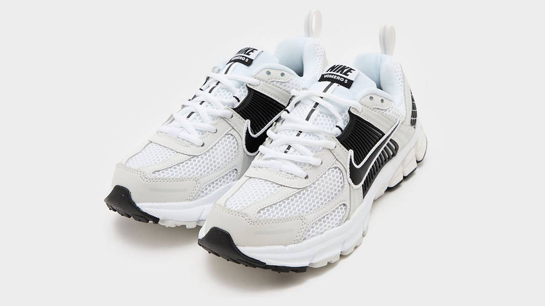 Nike Zoom Vomero 5 GS Metallic Platinum Black HF6998-104 Side