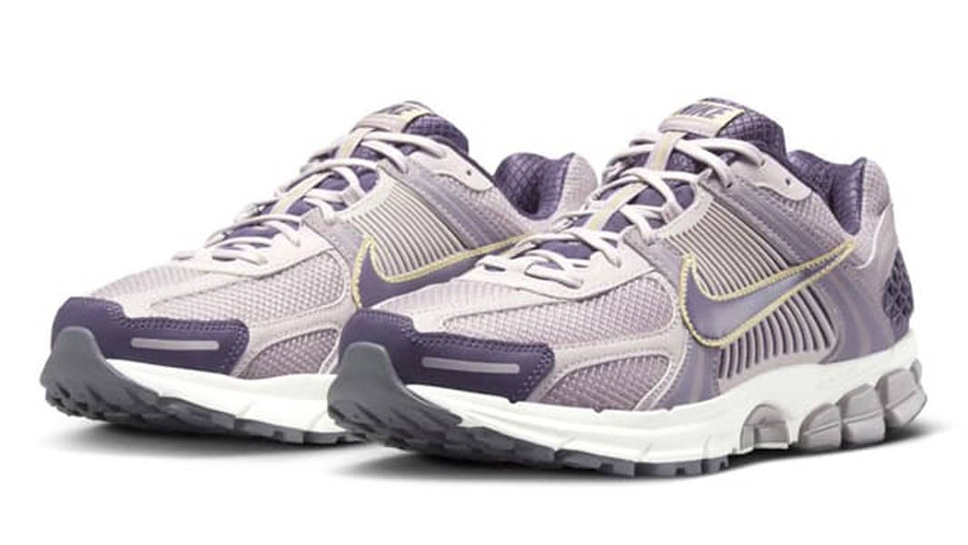 Nike Zoom Vomero 5 Platinum Violet Front