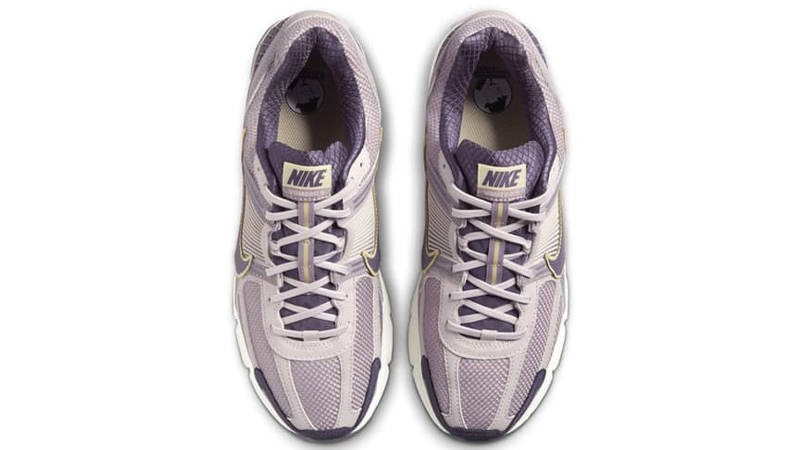 Nike Zoom Vomero 5 Platinum Violet Middle