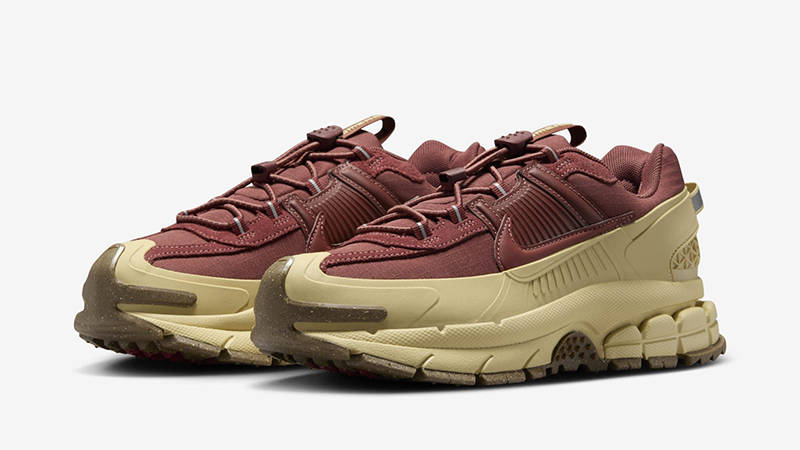 Nike Zoom Vomero 5 Roam Team Gold HQ2181-700 front