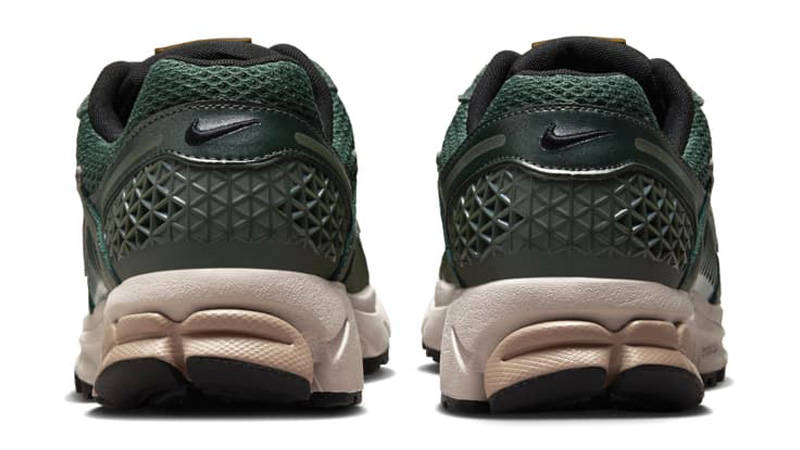 Nike Zoom Vomero 5 Vintage Green Back