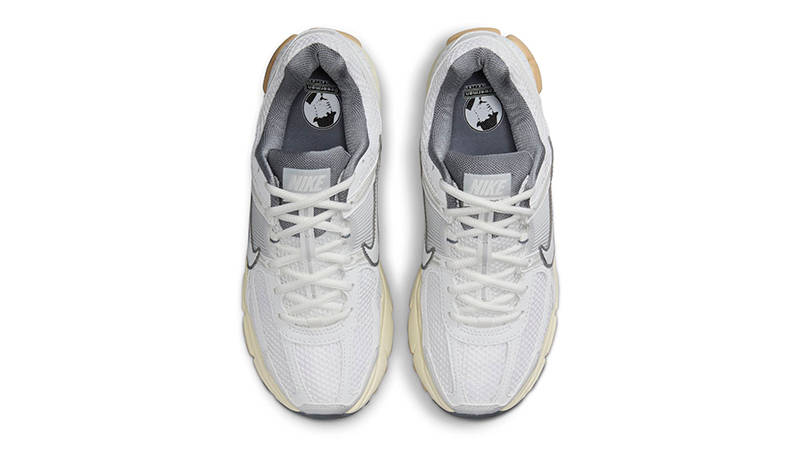 Nike Zoom Vomero 5 White Smoke Grey FJ2028-101 Top