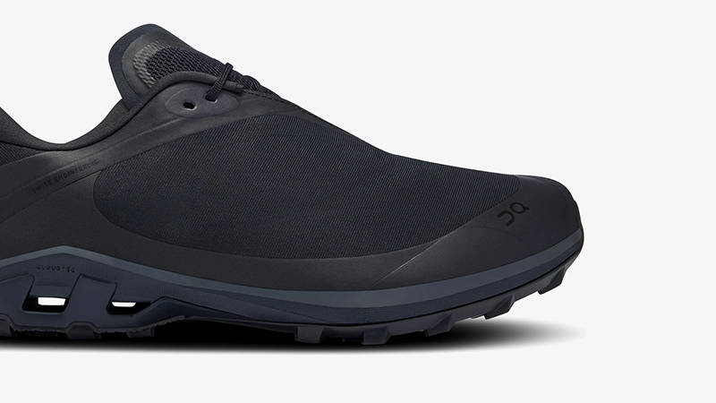 On Running x PAF Cloudventure Peak Black 3me30650485 side