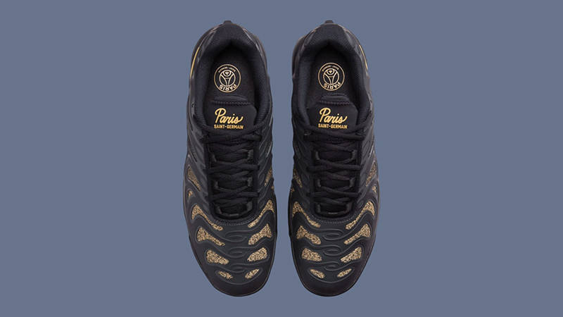 PSG x Nike TN Air Max Plus Drift Black Gold FZ4748-001 middle