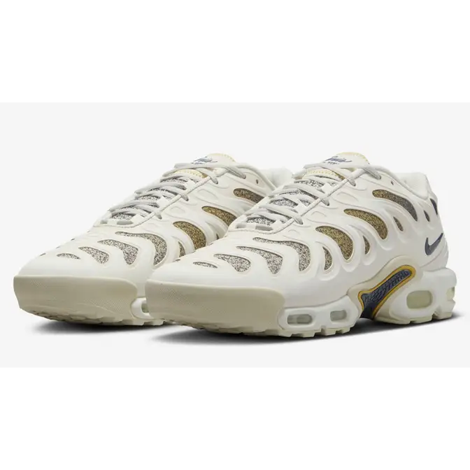 PSG x Nike TN Air Max Plus Drift Phantom Front