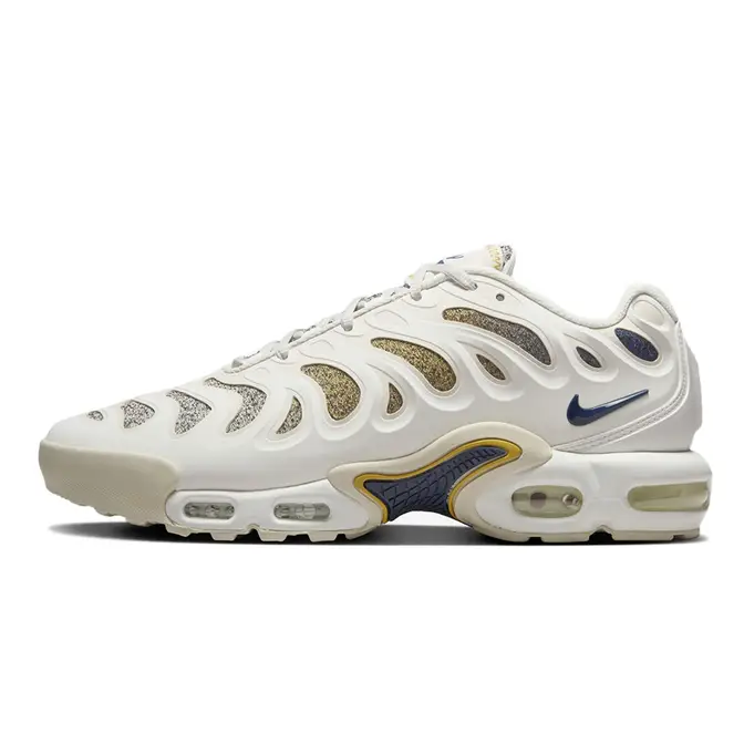 みんなが待ってた！＼再入荷待ち／人気ランキング PSG x Nike TN Air Max Plus Drift Phantom | FZ4748-100 | The バッグ