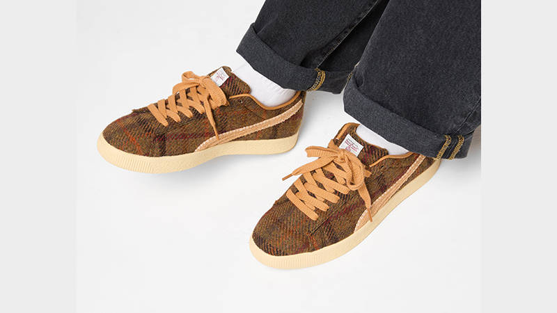 PUMA Clyde Harris Tweed Brwon 398512-02 on foot