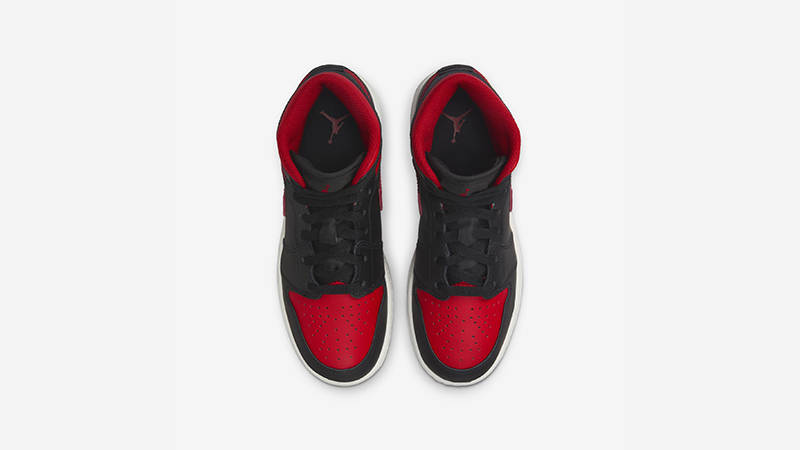 Air Jordan 1 Mid GS Bred DQ8423-067 middle