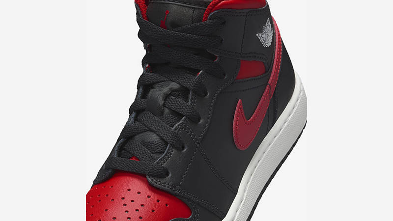 Air Jordan 1 Mid GS Bred DQ8423-067 tongue