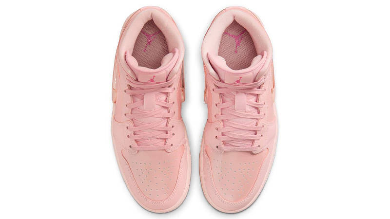 jordan pink sole