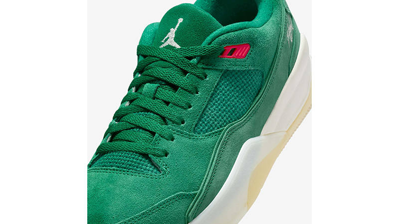 Air Jordan Flight Court Christmas HF3255-300 tongue