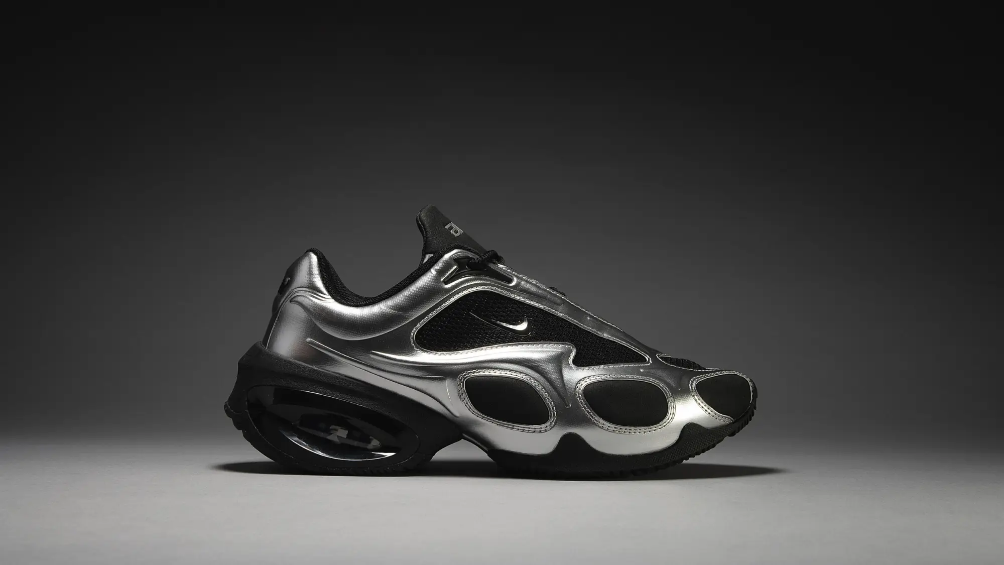Nike 72s black and white store