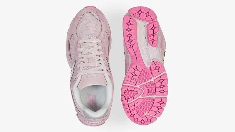 Courir Exclusive x New Balance M2002 Rose middle