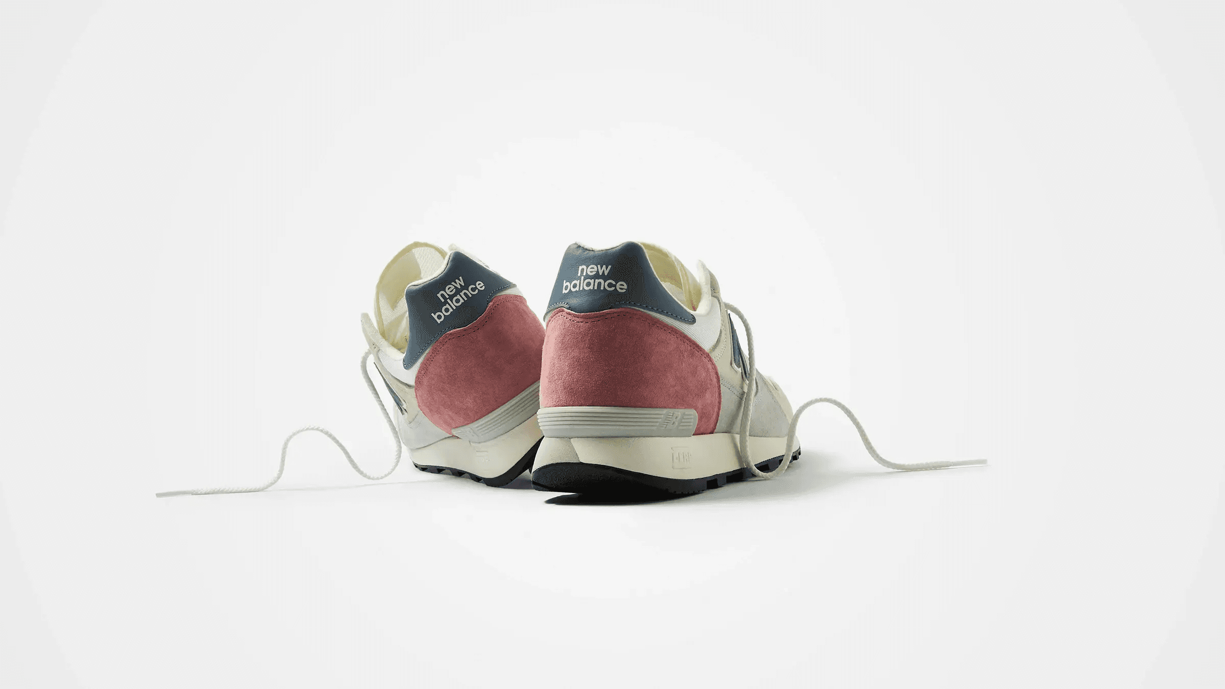 END. x New Balance 475 Moonbeam