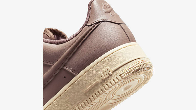 Nike Air Force 1 Low Mink Brown HF2014-200 heel