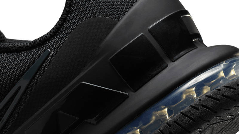 Nike Air Max Alpha Trainer 6 Black Anthracite Closeup